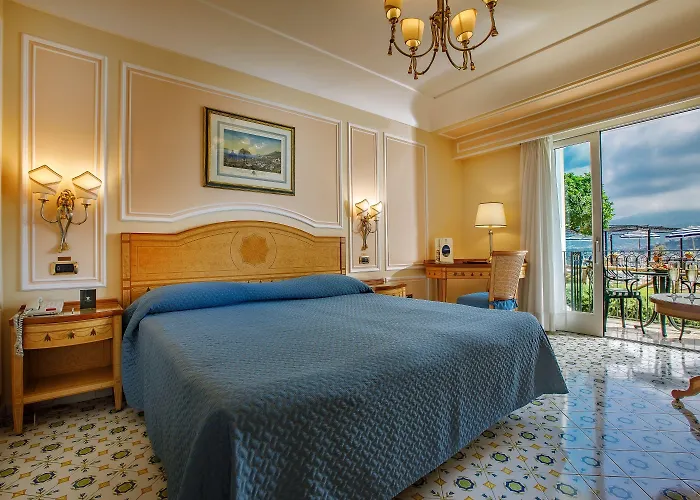 Grand Capodimonte Hotel