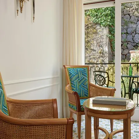 Готель Grand Capodimonte 4*