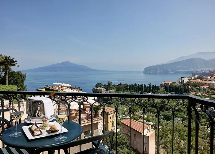 Grand Capodimonte Hotel