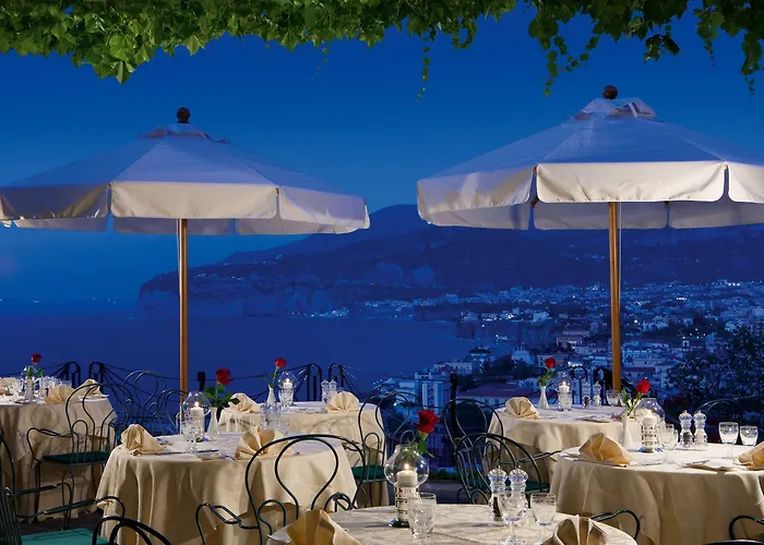 Grand Capodimonte Hotel 4*