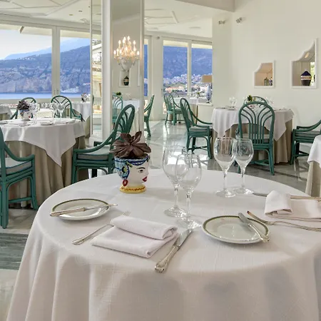 Grand Capodimonte 4*