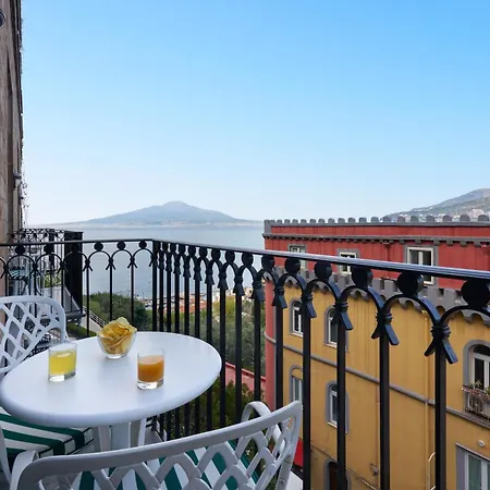 Grand Capodimonte Otel