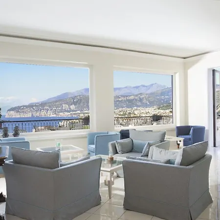 Отель Grand Capodimonte