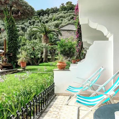 Grand Capodimonte Sorrent