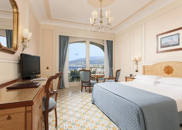 Grand Capodimonte Hotel 4*