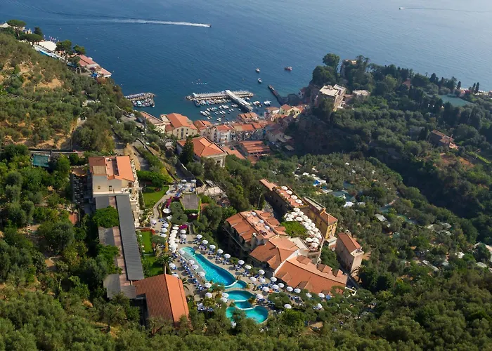 Grand Capodimonte 4* Sorrente