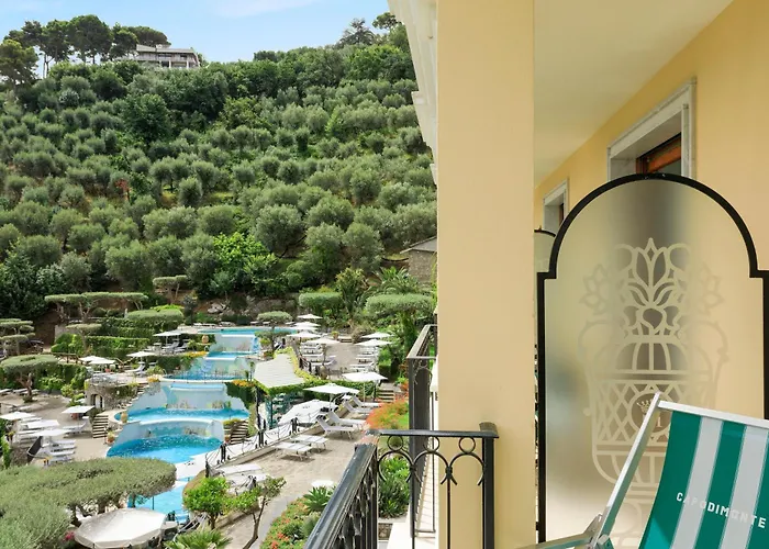 Grand Capodimonte Hotel