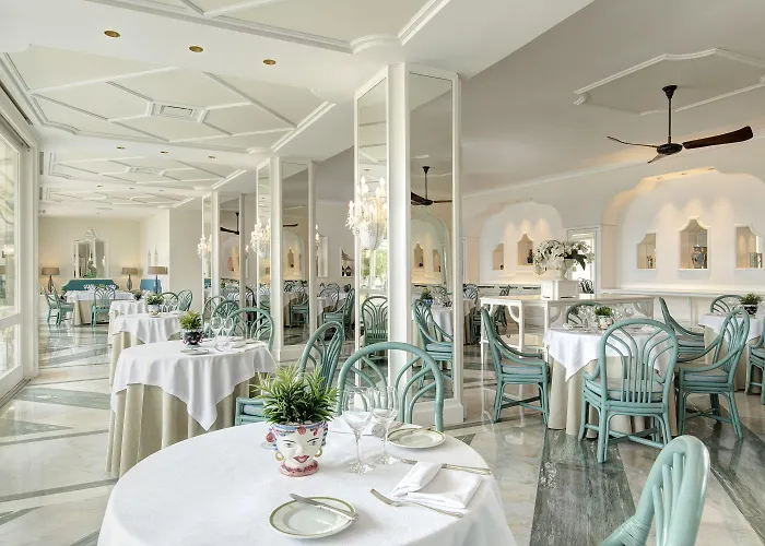 Grand Capodimonte Hotel