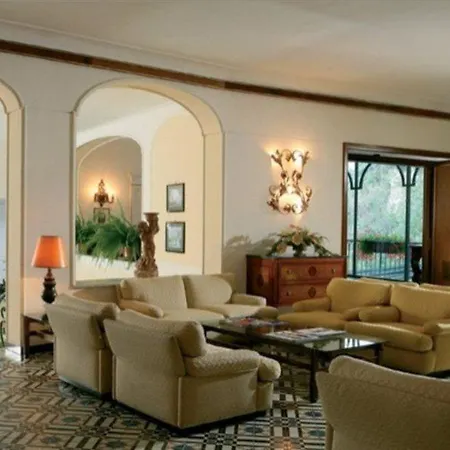 Hotel Grand Capodimonte 4*