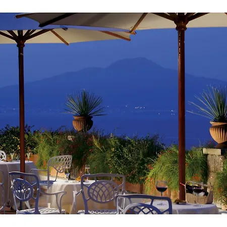 Grand Capodimonte 4* Sorrente